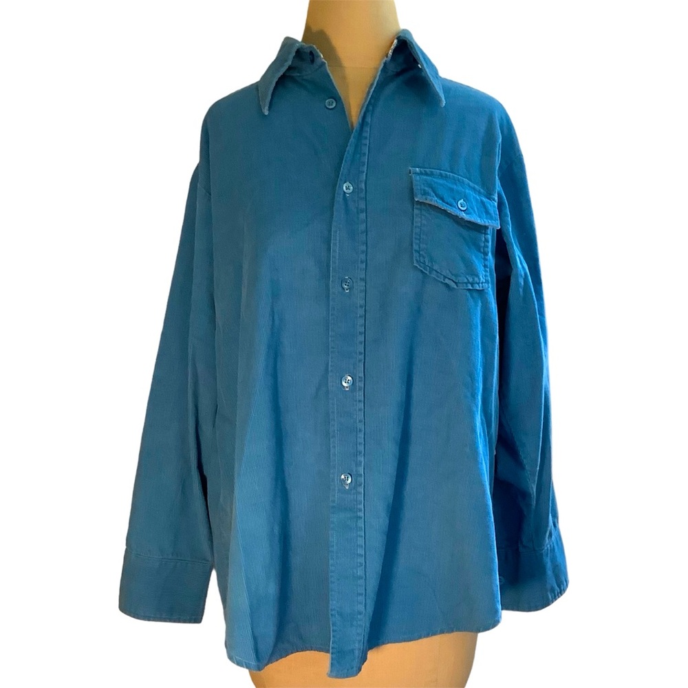 Sutton Place Blue Corduroy Vintage Western Button Down